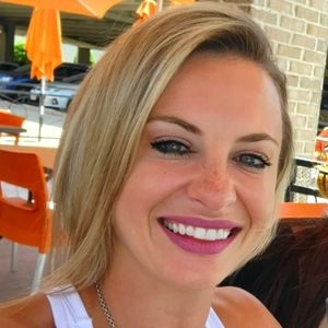 Mens Large and XL shirts and size 34 shorts and jeans, slacks